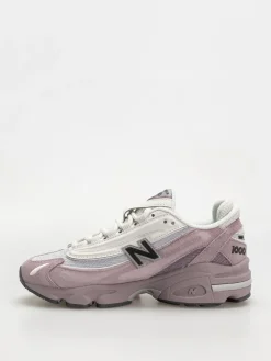 New Balance 1000 Shoes