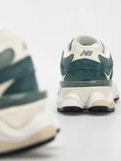 New Balance 9060 Shoes