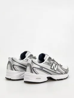 New Balance 740 Shoes