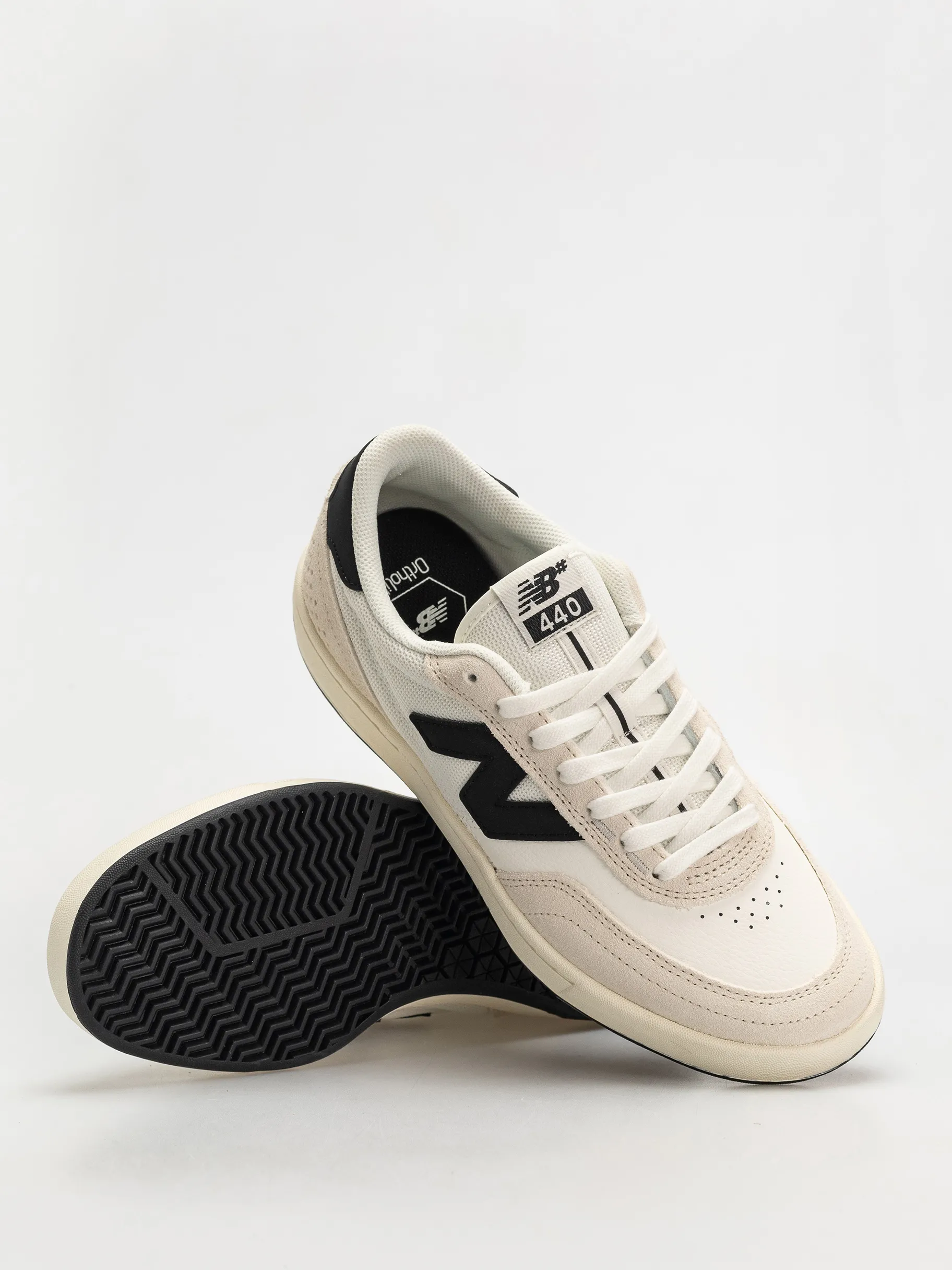 New Balance 440 Shoes