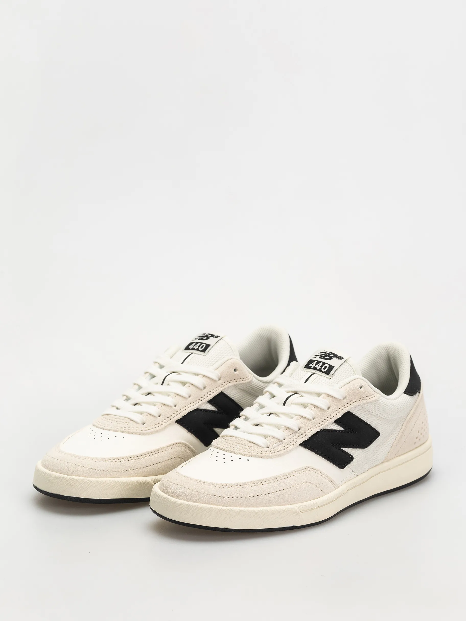 New Balance 440 Shoes