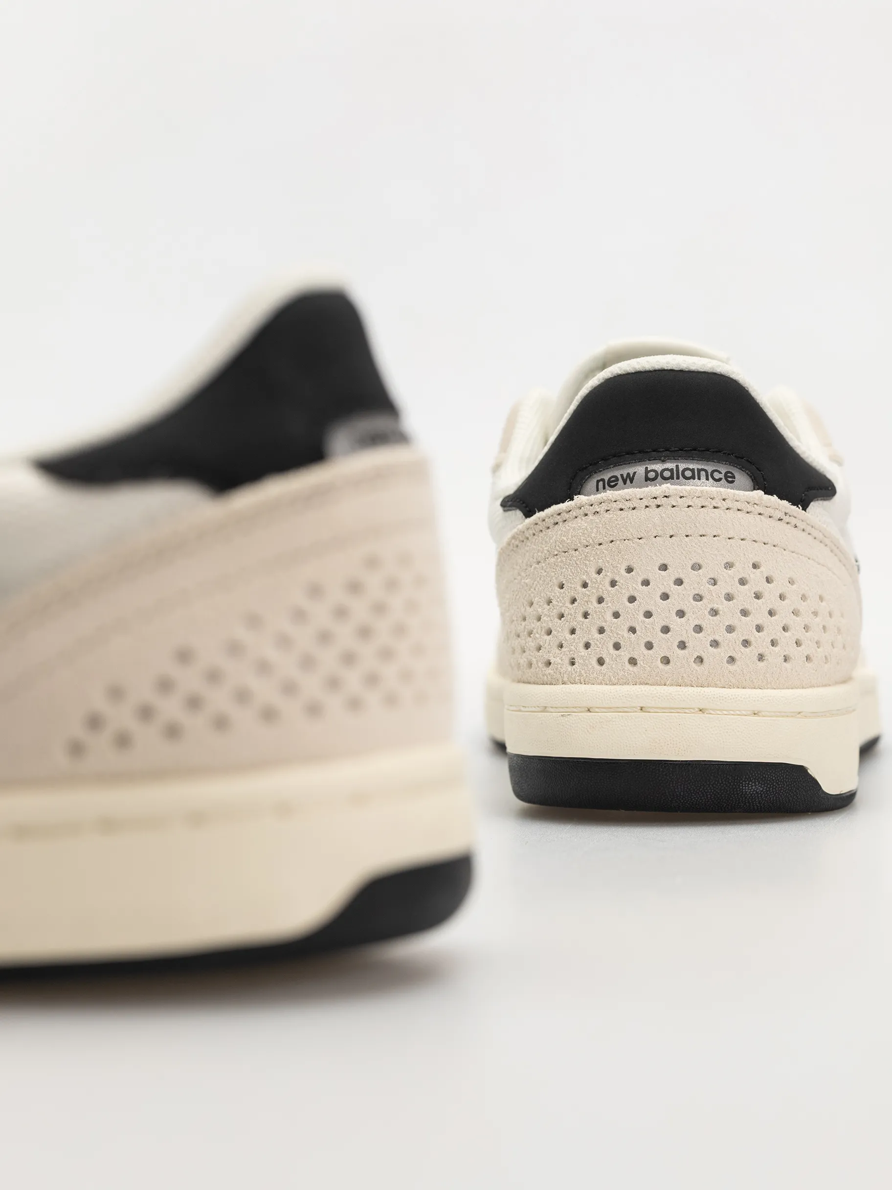 New Balance 440 Shoes