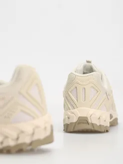 New Balance 610 Shoes