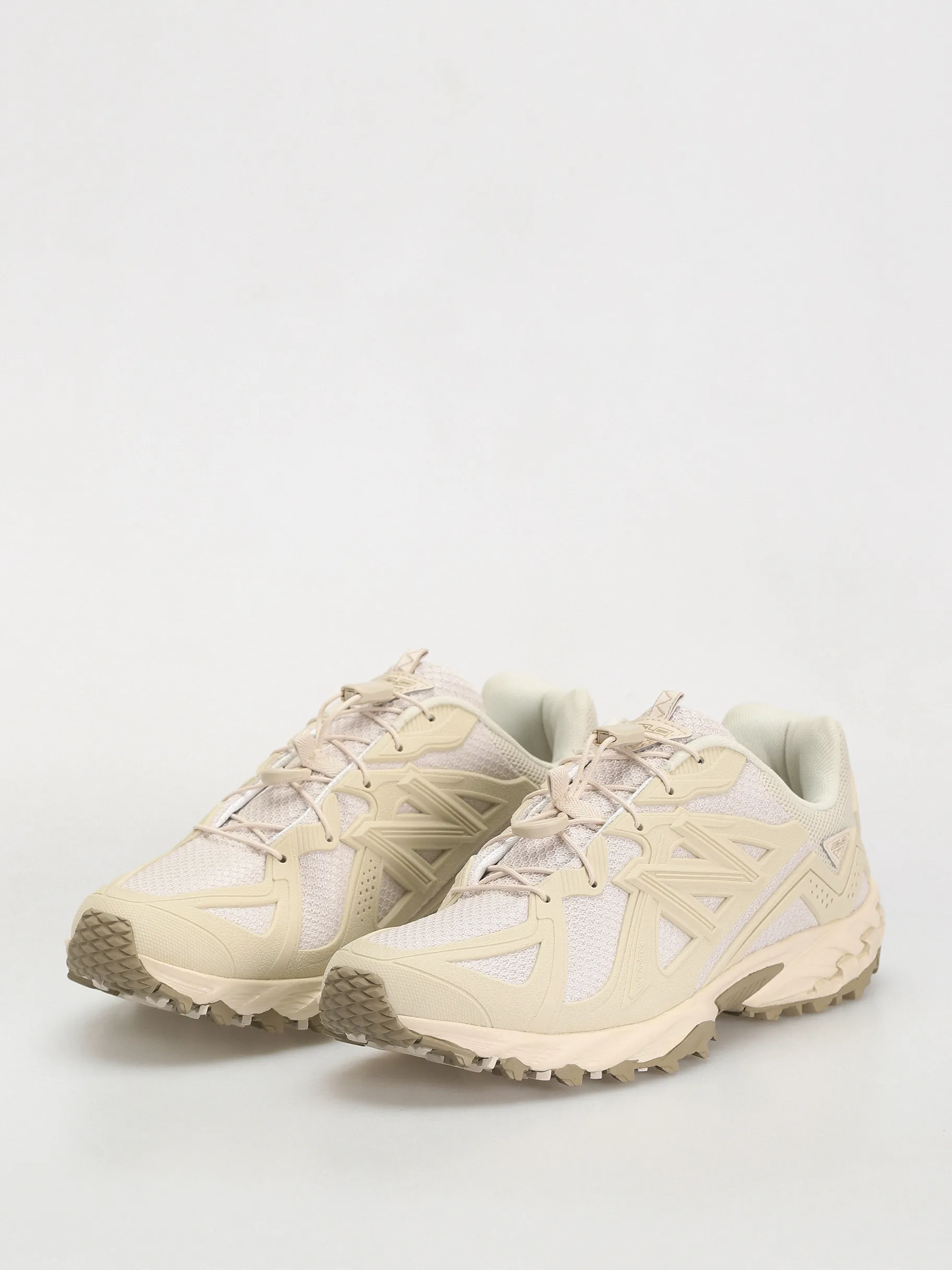 New Balance 610 Shoes