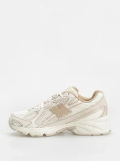 New Balance 740 Shoes
