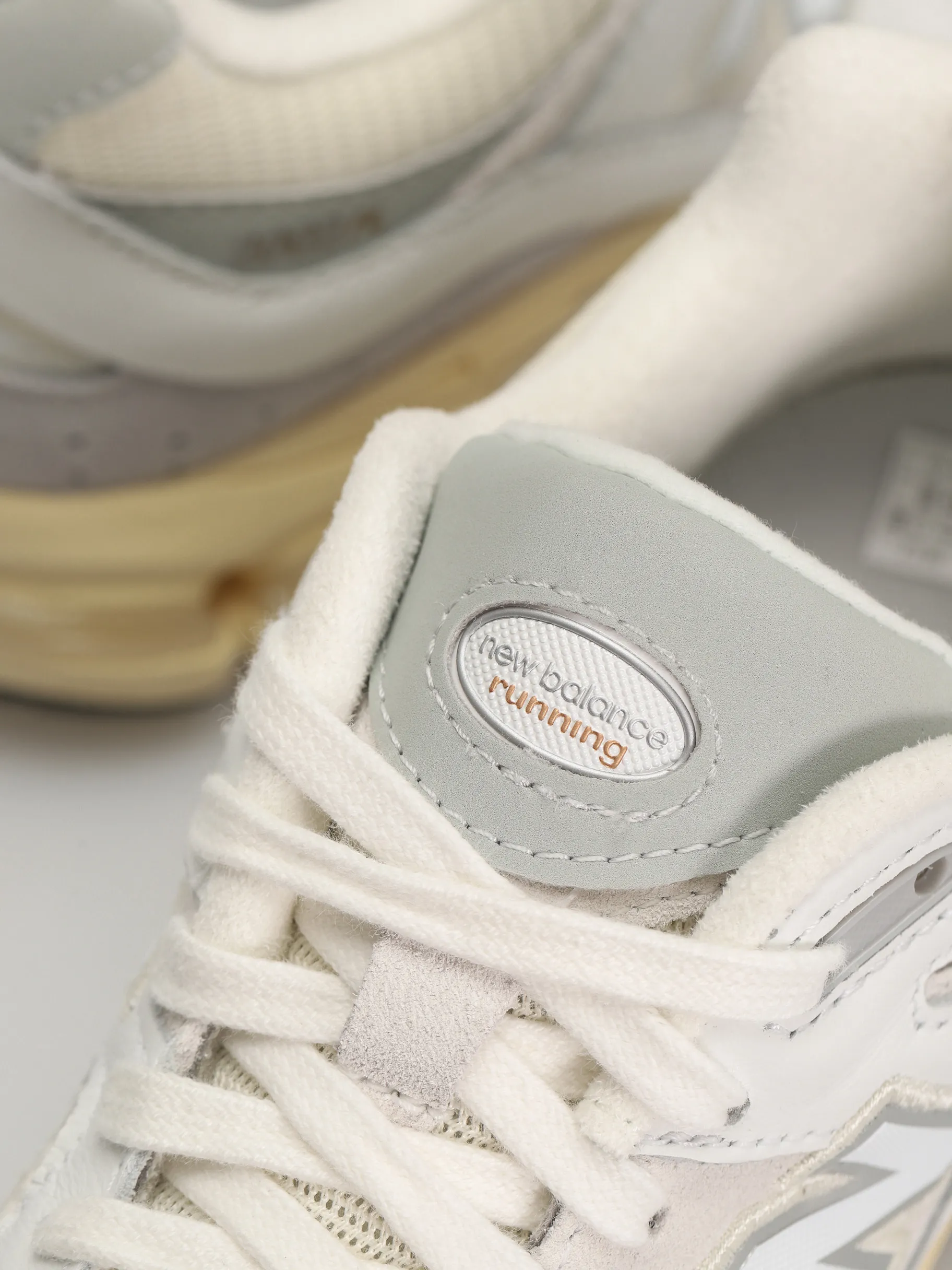 New Balance Shoes 2002