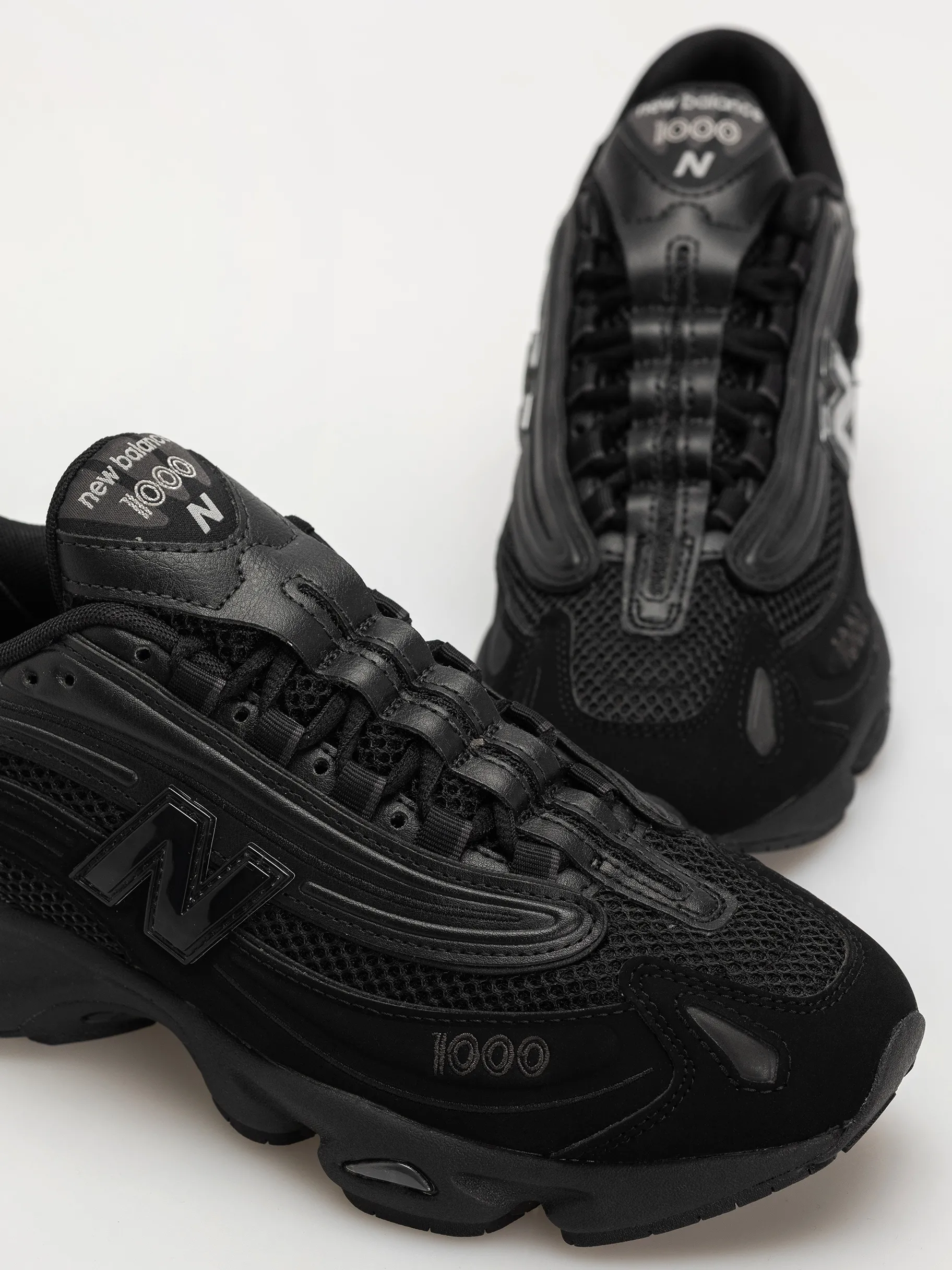 New Balance Shoes 1000