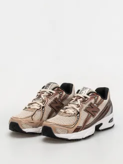 New Balance Shoes 740