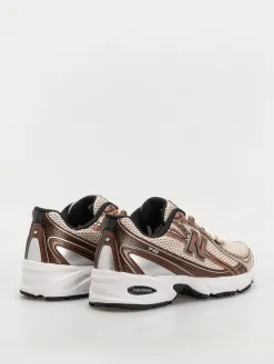 New Balance Shoes 740