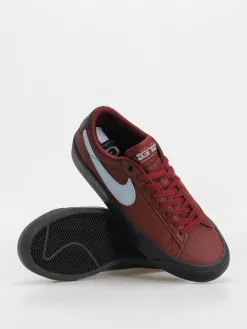 Nike SB Blazer Low Pro GT Shoes