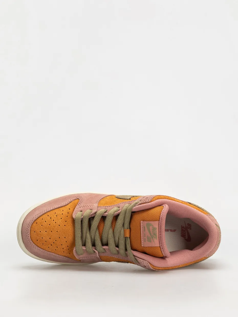 Nike SB Dunk Low Pro Shoes