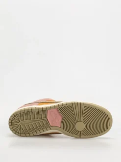 Nike SB Dunk Low Pro Shoes
