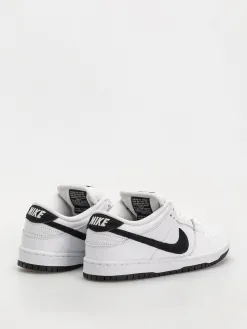 Nike SB Dunk Low Pro Shoes