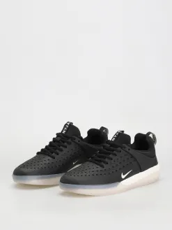 Nike SB Nyjah 3 Shoes