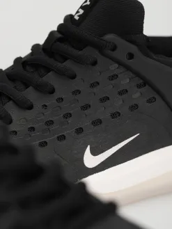 Nike SB Nyjah 3 Shoes
