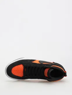 Nike SB React Leo Shoes