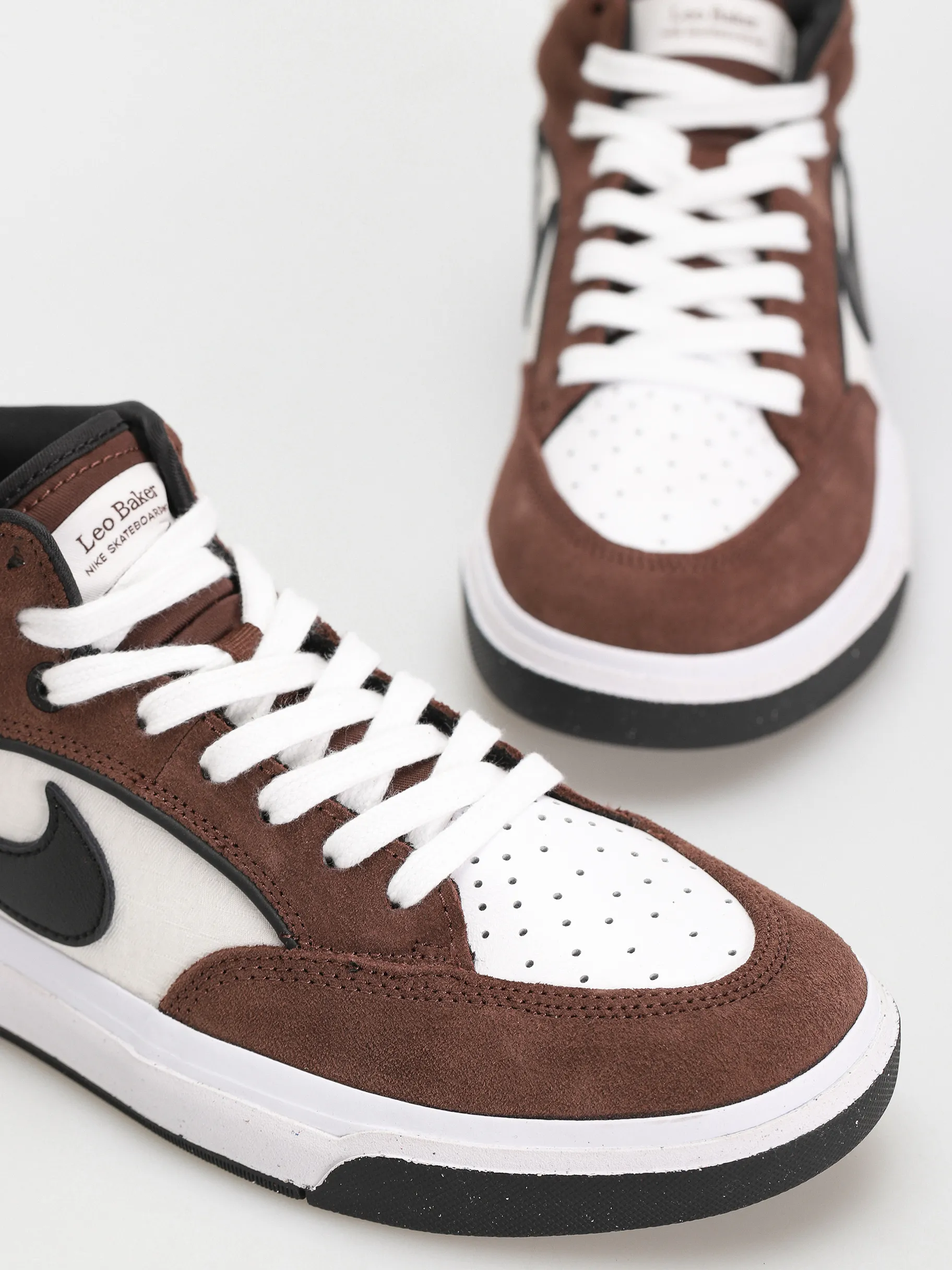 Nike SB React Leo Shoes