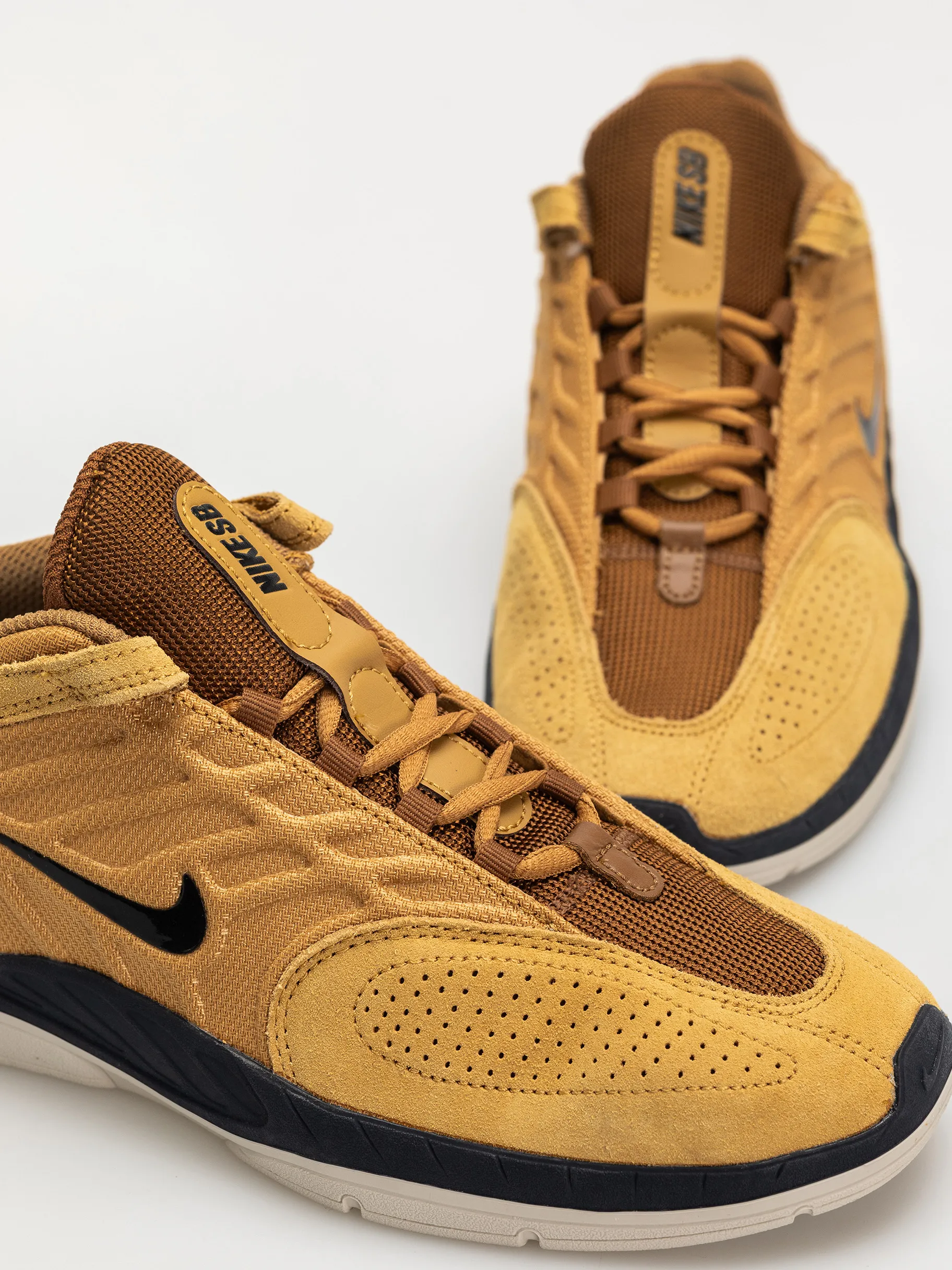 Nike SB Shoes Vertebrae