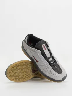 Nike SB Vertebrae Shoes