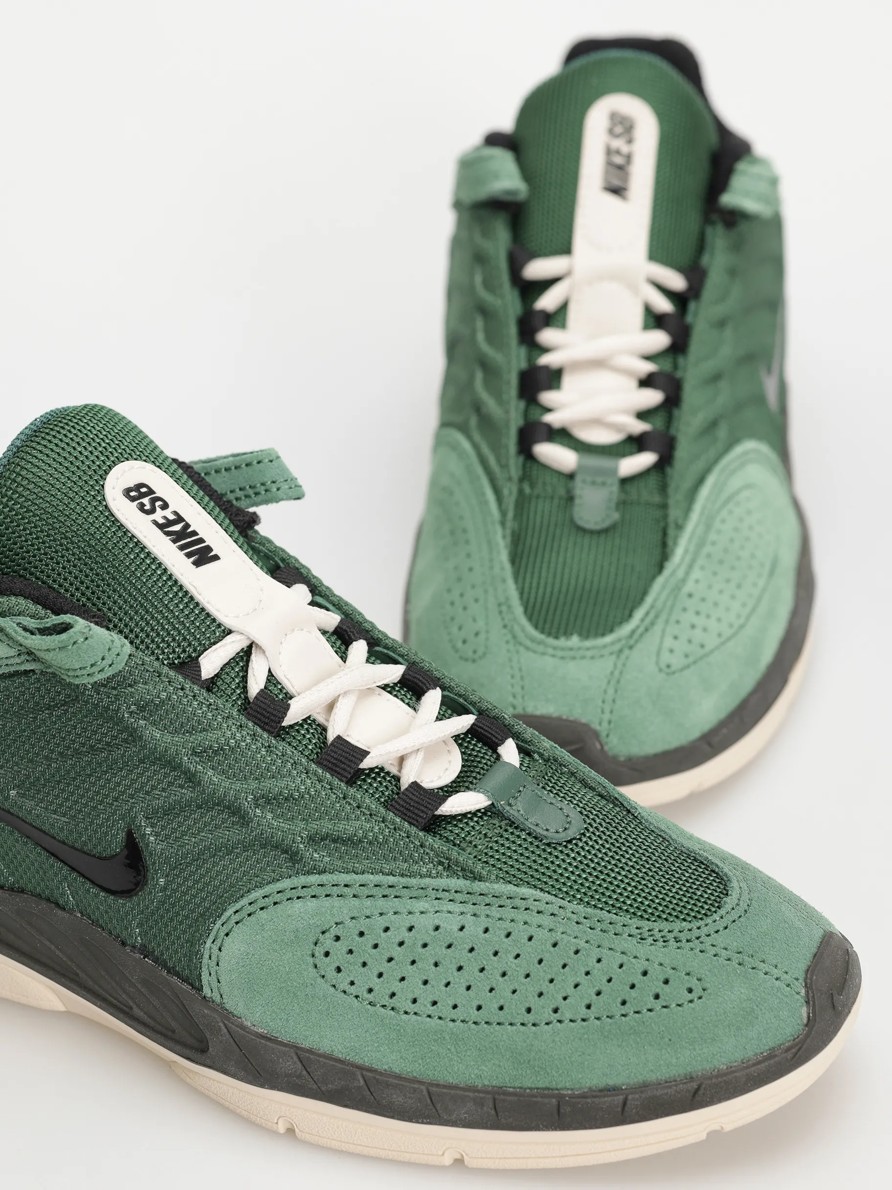 Nike SB Vertebrae Shoes