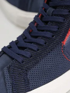 Nike SB Zoom Blazer Mid Prm Shoes
