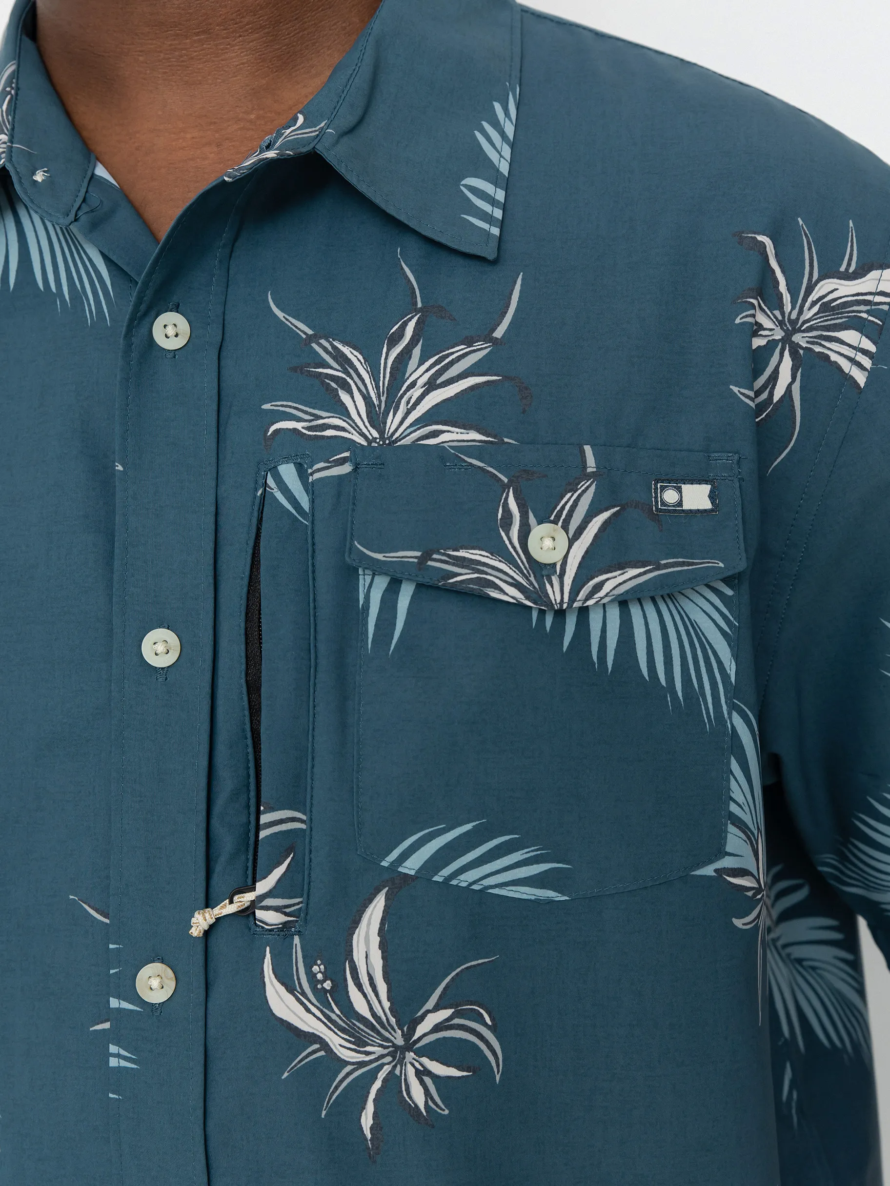 Salty Crew Shirt Weekender Tech