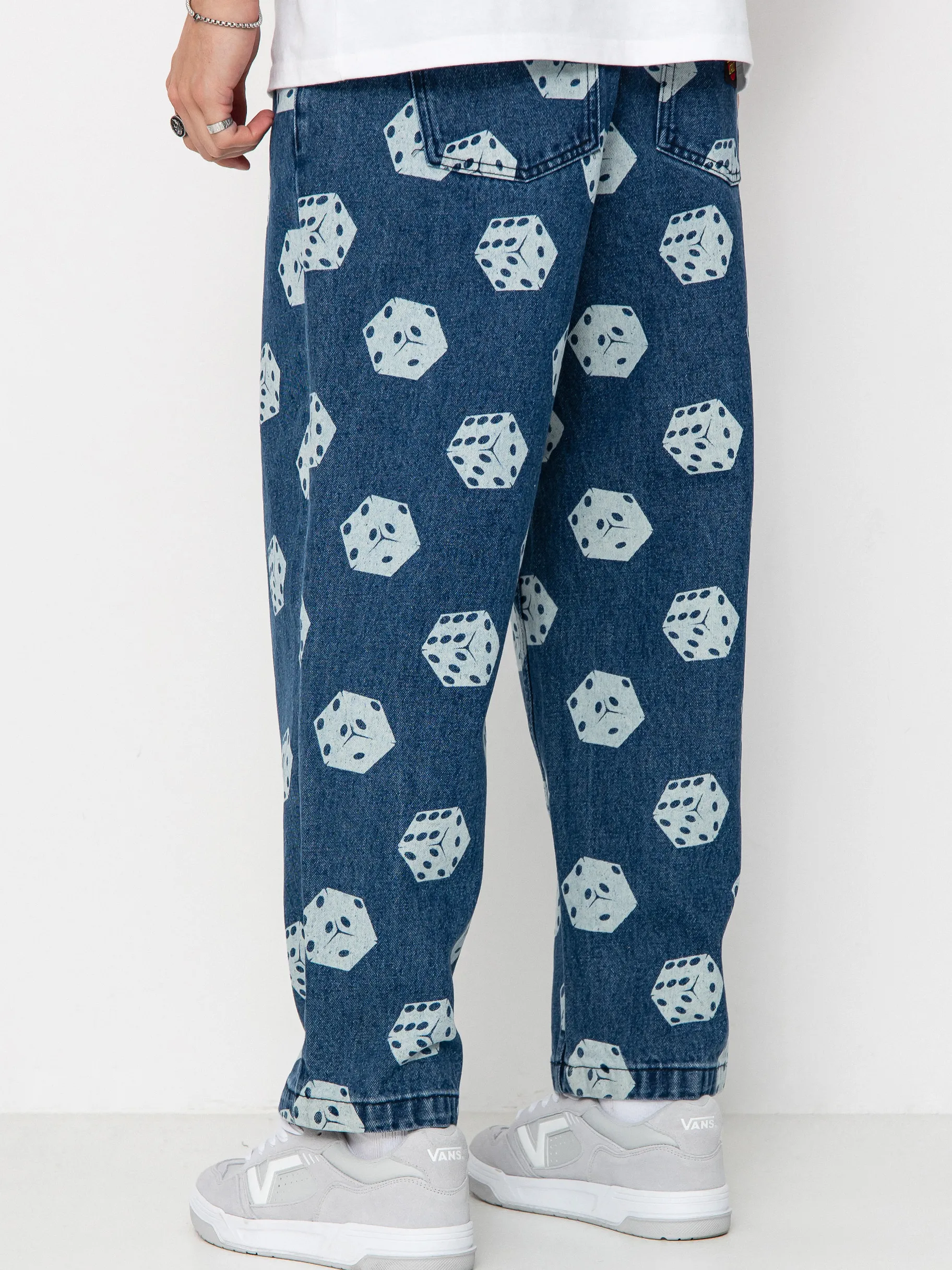 Santa Cruz Big Pants