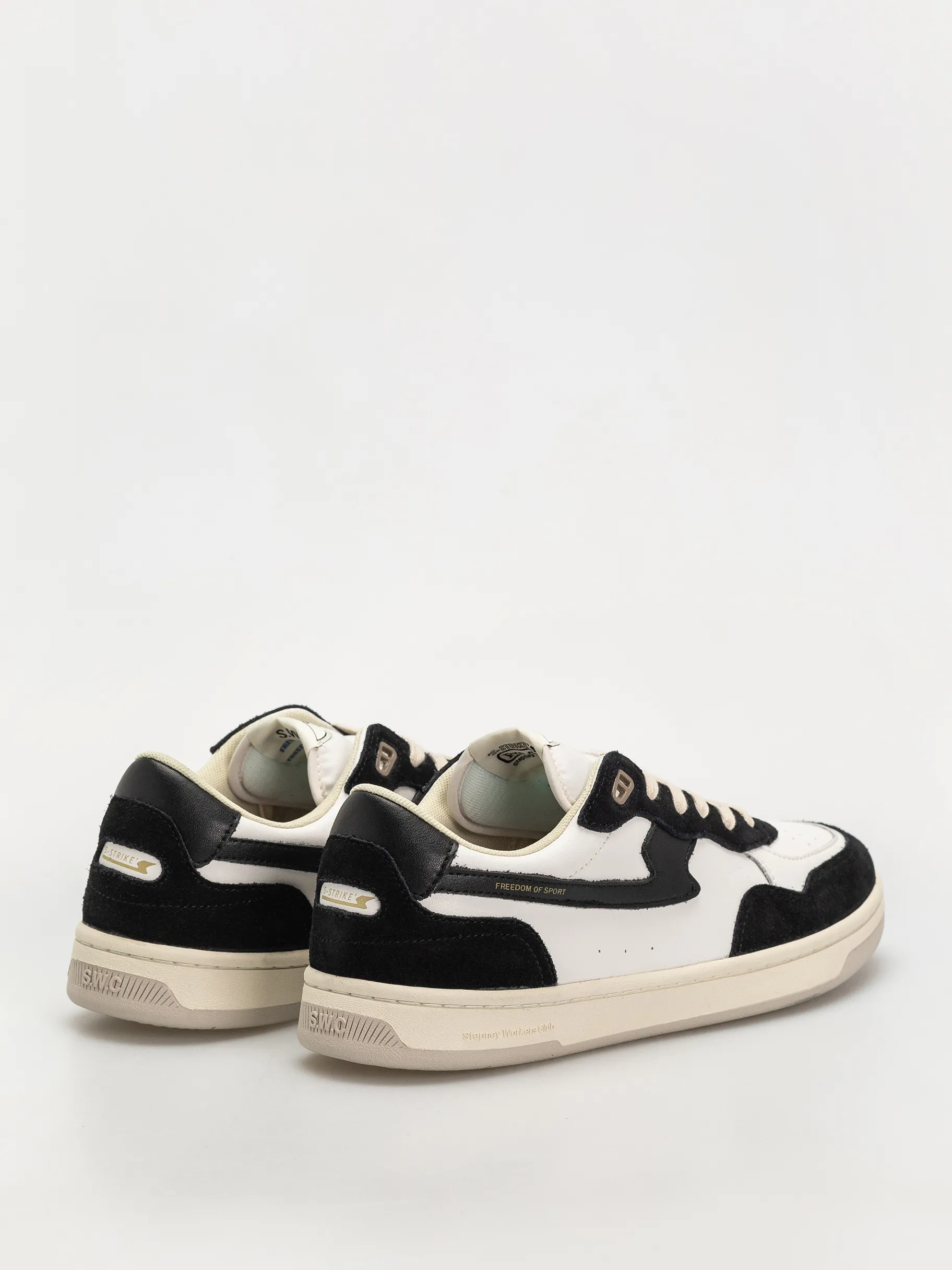 Stepney Workers Club Pro Cup 01 S-Strike Shoes