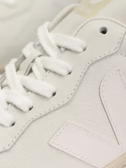 Veja V-90 Shoes